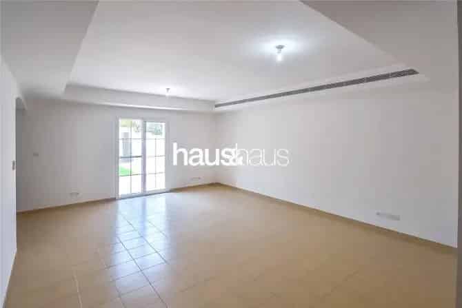 3 Bed Villa For Sale in Al Reem 1
