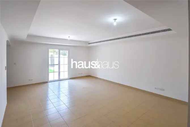 3 Bed Villa For Sale in Al Reem 1