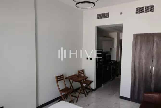 Studio Apartment For Sale in Rukan Tower