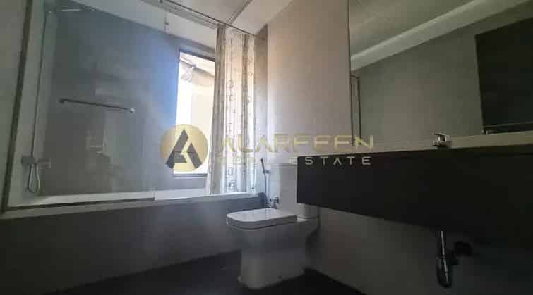 Rent Townhouse 4 Bedrooms Jumeirah Village Circle with Private Garden