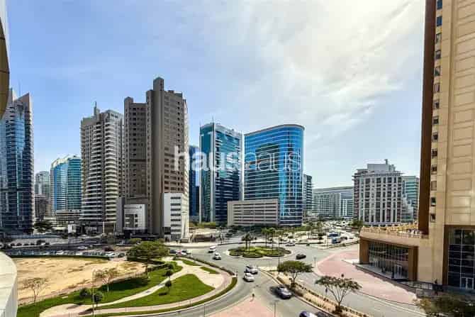 1 Bed Apartment To Rent in Madison Residency