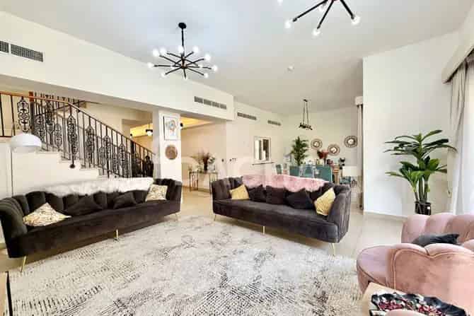 4 Bed Villa To Rent in Nad Al Sheba 3
