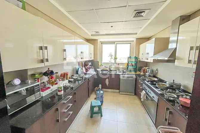 3 Bed Apartment To Rent in Azizi Daisy