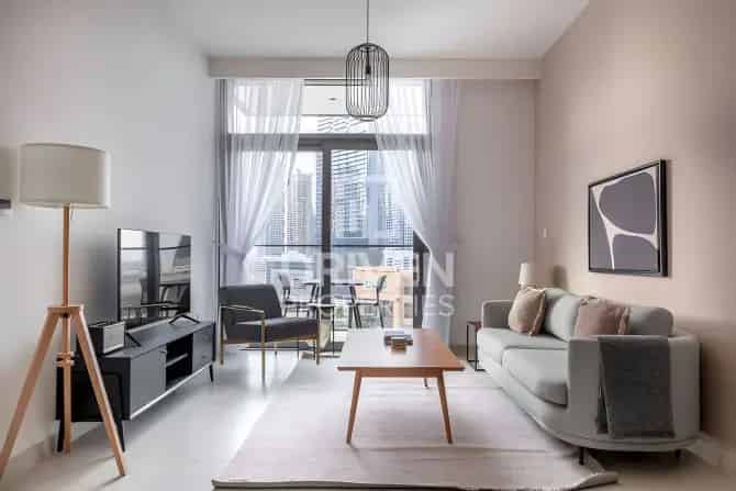 1 Bed Apartment To Rent in Burj Crown