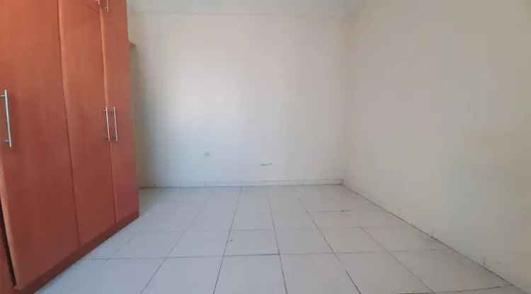 1 Bedroom 900 Sq.Ft. Apartment for Rent in Al Nud, Al Qasimia, Sharjah