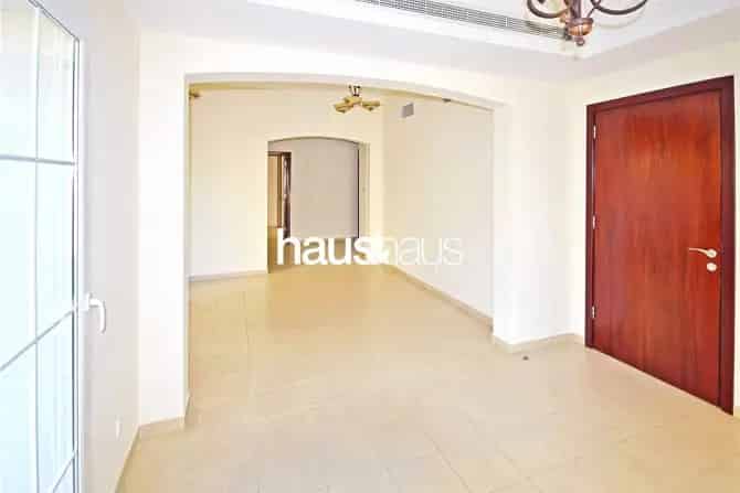 3 Bed Villa For Sale in Al Reem 1