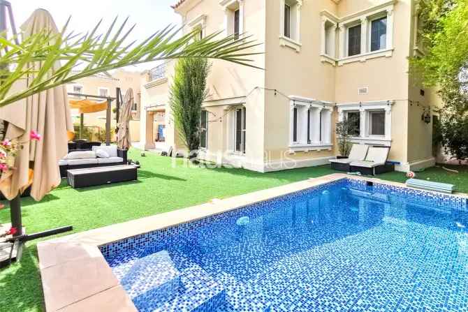 4 Bed Villa To Rent in Alvorada 1