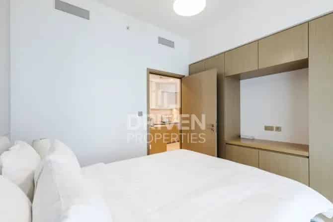 1 Bed Apartment To Rent in Burj Royale