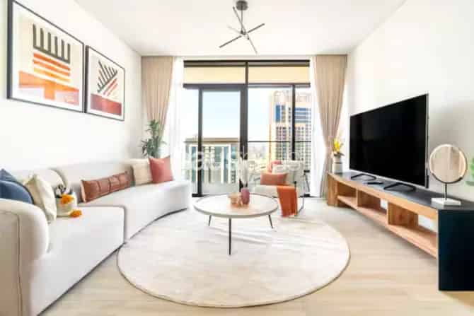 2 Bed Apartment To Rent in Palace Residences