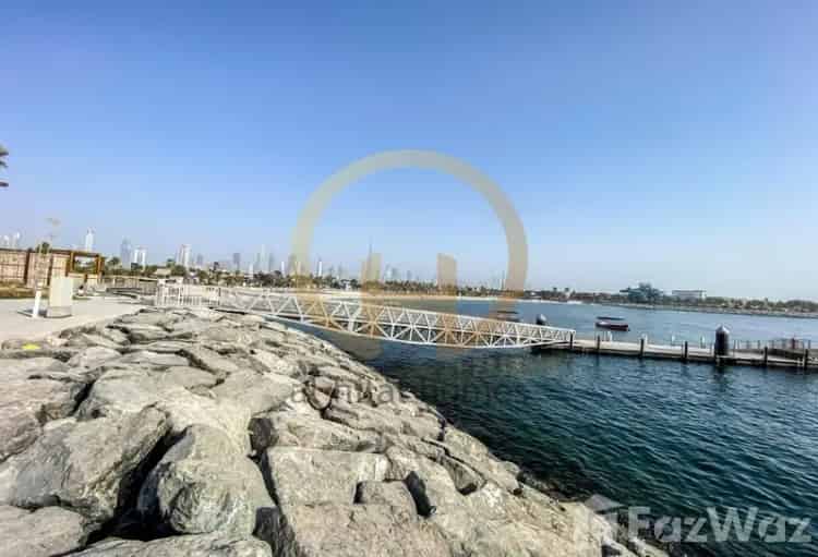 5 Bedroom Townhouse for sale at Sur La Mer