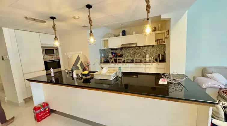Buy Villa in Jumeirah Village Circle with Private Pool and 3 Bedrooms