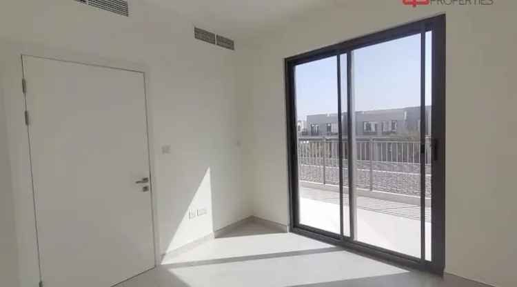 4 Bedroom 2486 Sq.Ft. Townhouse for Rent in Dubai South, Dubai