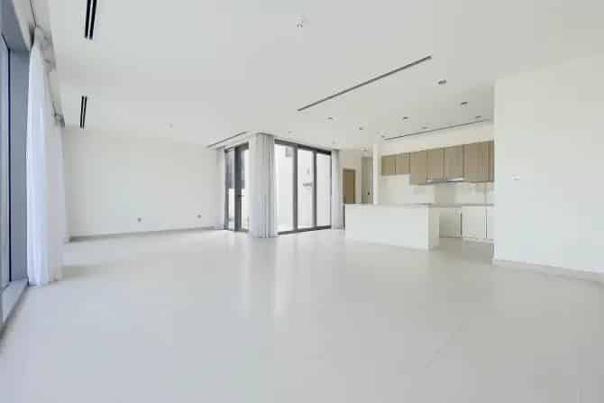 4 Bed Villa To Rent in Sidra 3