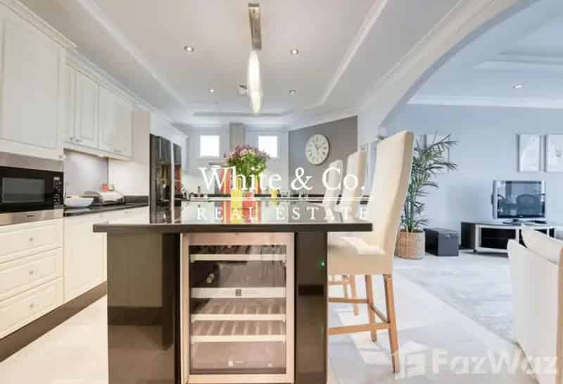 5 Bedroom Villa for sale at Garden Homes Frond D