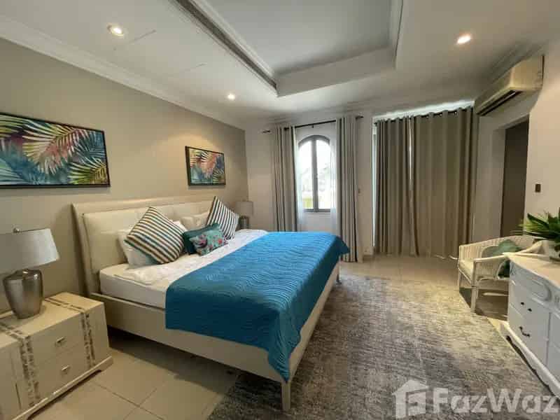5 Bedroom Villa for sale at Garden Homes Frond D
