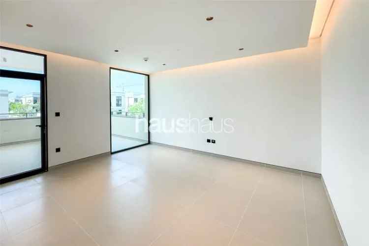 4 Bedroom Villa To Rent