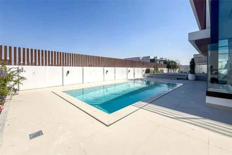 5 Bedroom Villa For Sale