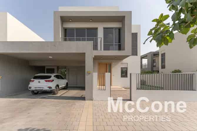 3 Bed Villa To Rent in Sidra 2