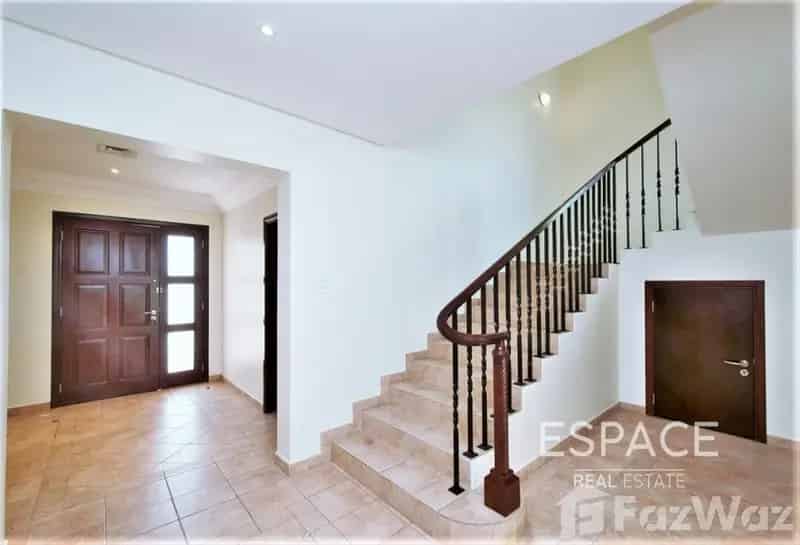 3 Bedroom Townhouse for sale at Townhouses Area