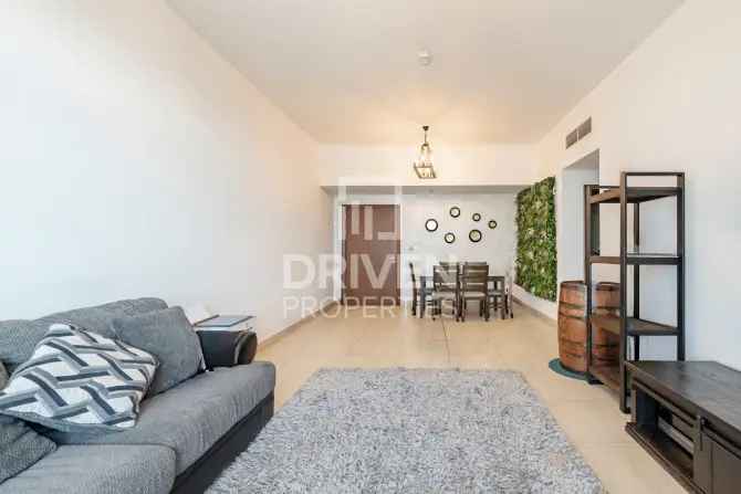 2 Bed Apartment For Sale in Azizi Daisy