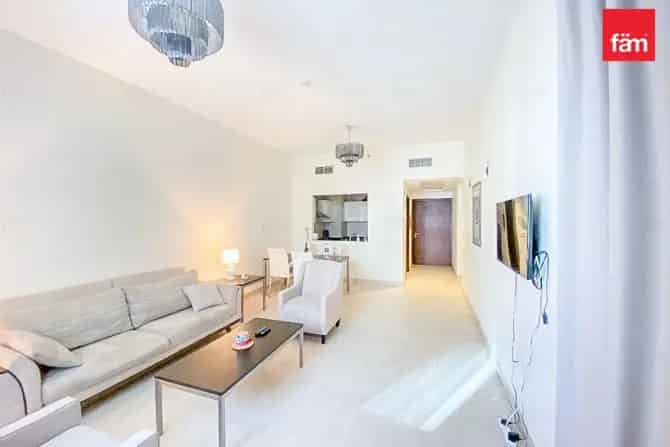 2 Bed Apartment To Rent in Azizi Daisy