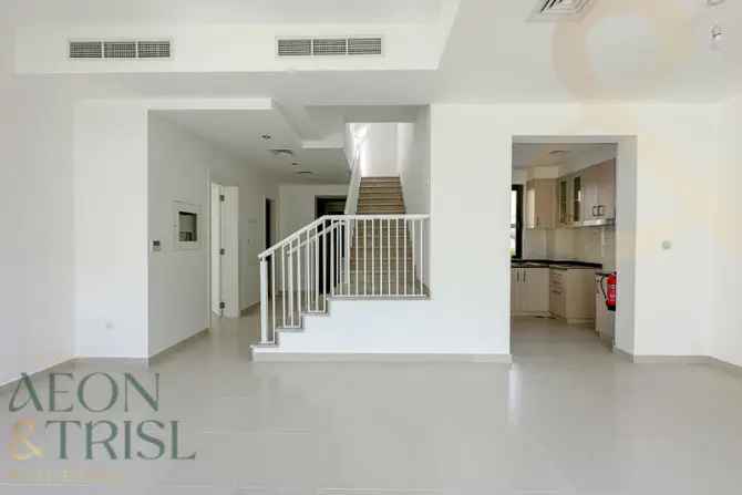 3 Bed Townhouse For Sale in Mira Oasis 1