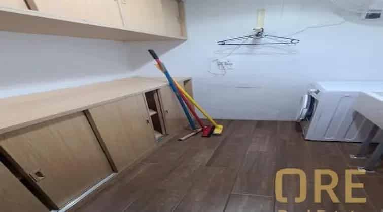 Villa for Rent in Jumeirah 2 with Spacious Layout and Amenities
