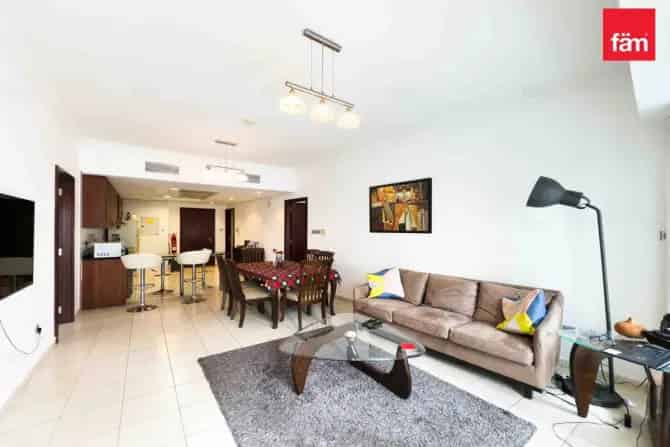 2 Bed Apartment To Rent in Lake View