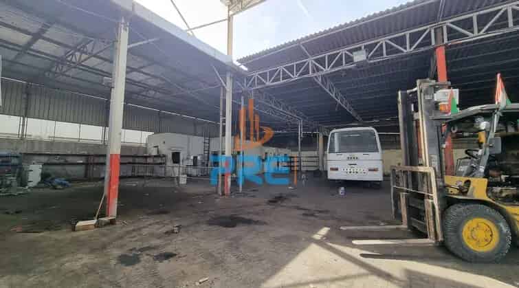 Rent Commercial Warehouse in Ras Al Khor Industrial 2 with Prime Features