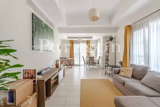 3 Bed Townhouse For Sale in Al Reem 1