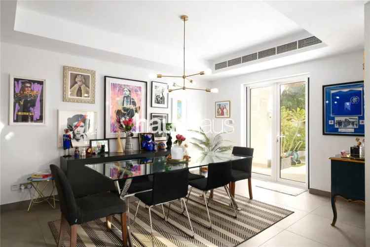 3 Bedroom Villa For Sale