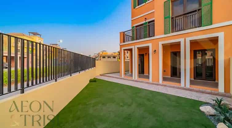 Luxury 4 Bedroom Villa for Rent in Jumeirah Beach Residence Dubai