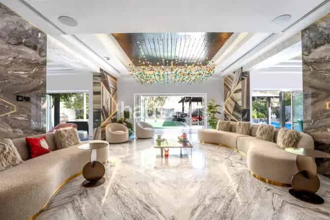 6 Bed Villa For Sale in Hattan
