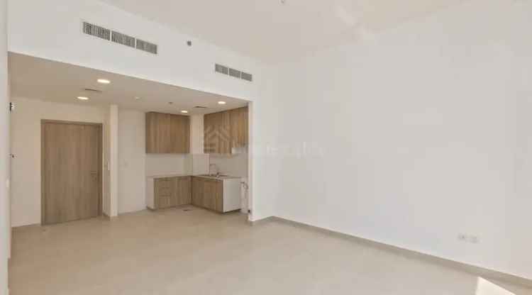 Rent 2 Bedroom Apartment in Town Square Dubai with Central Park View