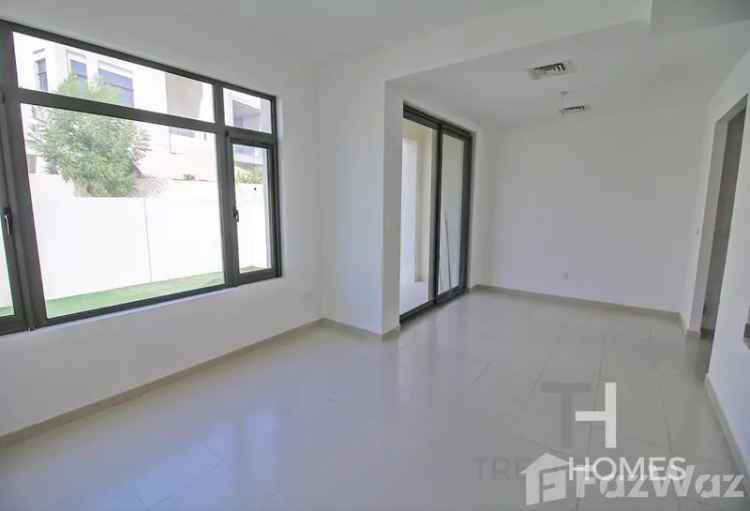 3 Bedroom Townhouse for sale at Mira Oasis 2