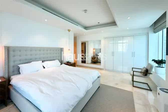 3 Bed Apartment For Sale in Orra Marina