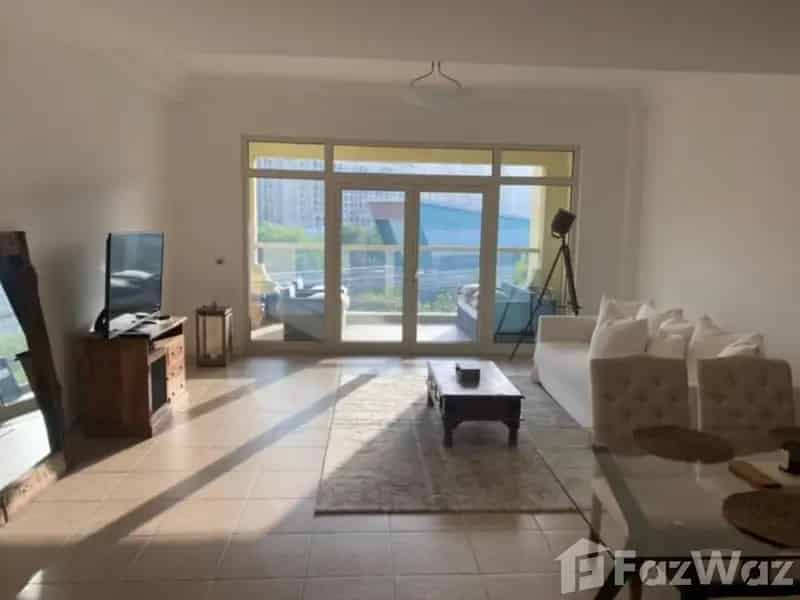 Rent 1 Bedroom Apartment in Al Tamr with Partial Sea View in Dubai