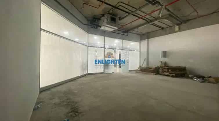 1095 Sq.Ft. Shop  for Sale in IT Plaza, Dubai Silicon Oasis, Dubai