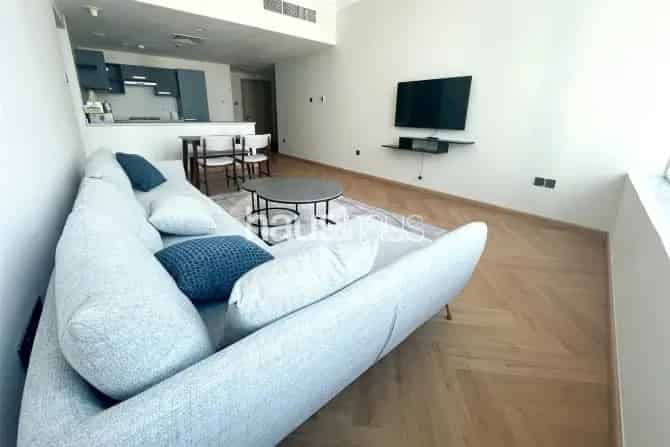 2 Bed Apartment To Rent in Ontario Tower