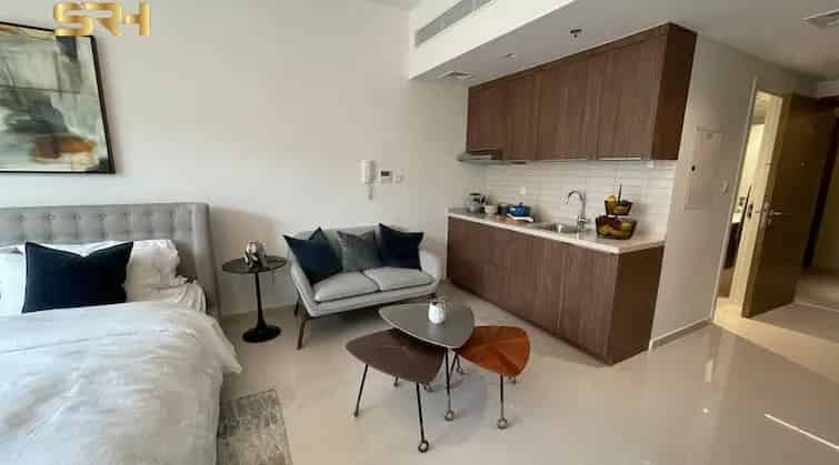 Buy 1 Bedroom Apartment in Muwaileh Sharjah with Pool View