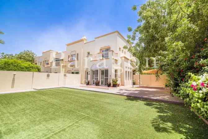 3 Bed Villa To Rent in Springs 3