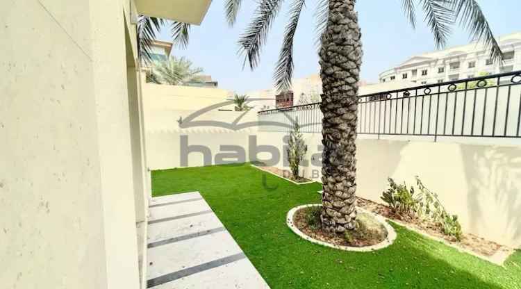 5 Bedroom 3994 Sq.Ft. Villa for Rent in Jumeirah Beach Residence (JBR), Dubai