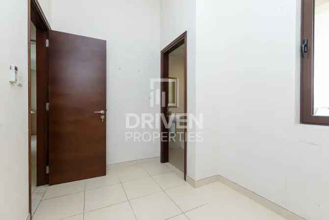 3 Bed Townhouse To Rent in Mira 5