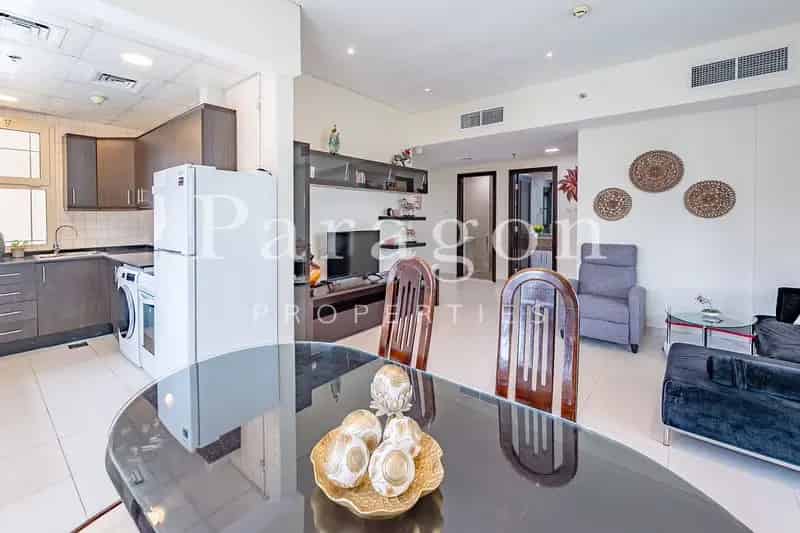 Fully Furnished Vacant Marina and Sea View
