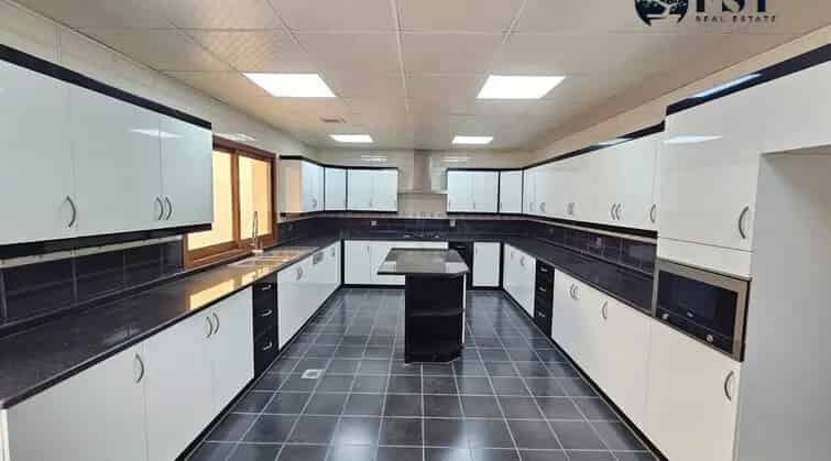 Rent Lavish 6 Bedroom Villa Al Barsha South Dubai with Modern Features