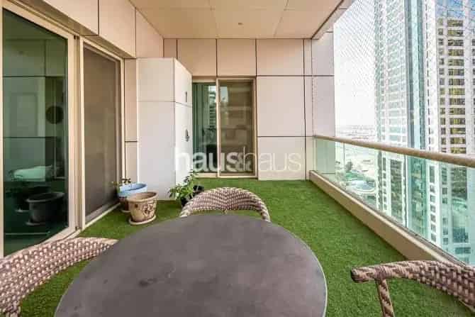 2 Bed Apartment To Rent in The Royal Oceanic