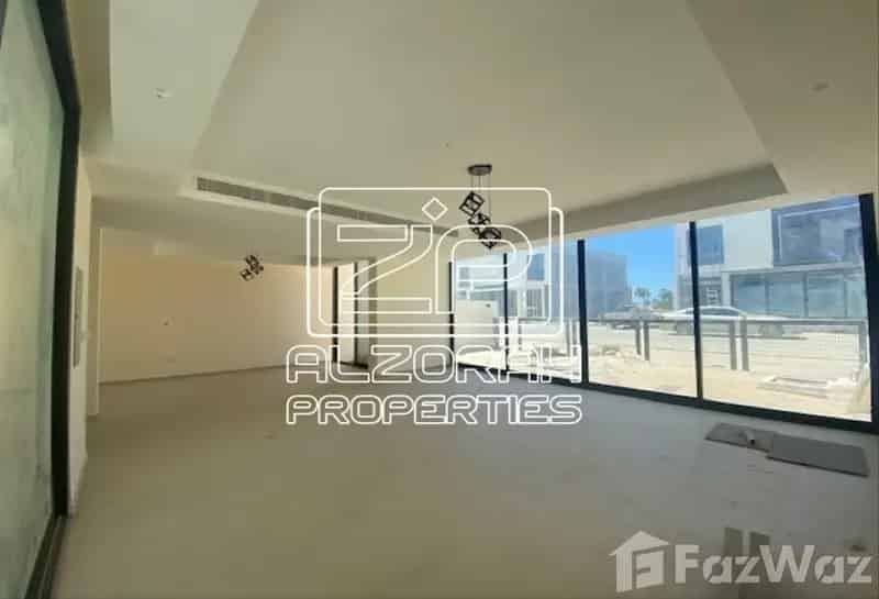 3 Bedroom Townhouse for sale at Golf Community