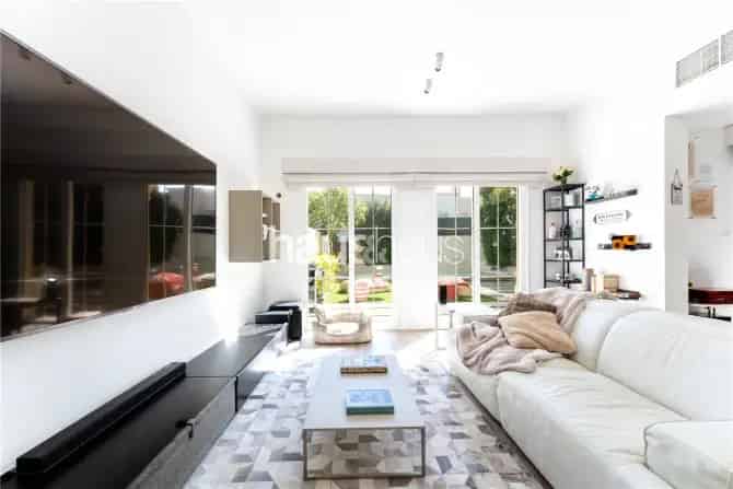 3 Bed Villa For Sale in Springs 14
