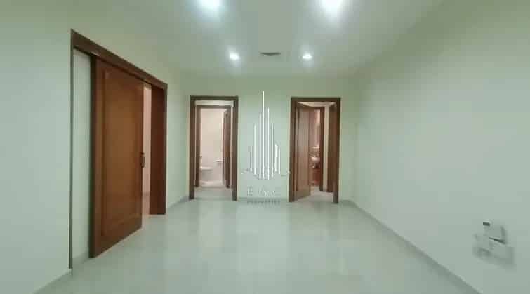 4 Bedroom Apartment for Rent in Al Khalidiyah with Modern Amenities