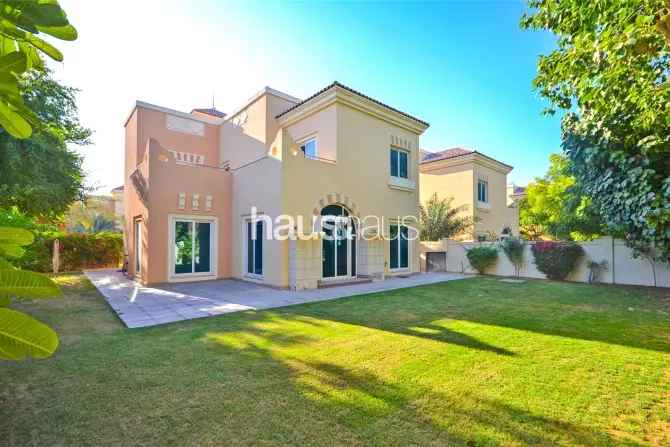 4 Bed Villa For Sale in Calida Village